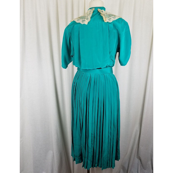 Vintage Carole M Studio Wrap Blouson Lace Collar Pleated Skirt Dress Womens 12 - Picture 6 of 8